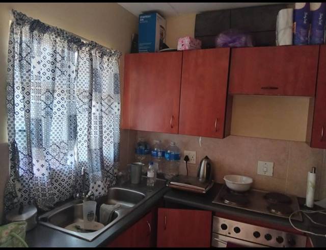 1 BEDROOM APARTMENT FOR SALE IN CLUBVIEW